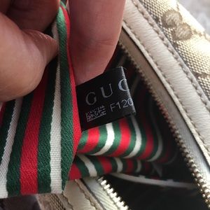 Authentic Gucci Signature Hobo